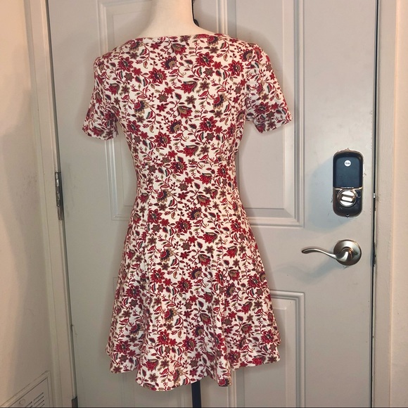 Springtime Paisley Mini Dress - Picture 2 of 3